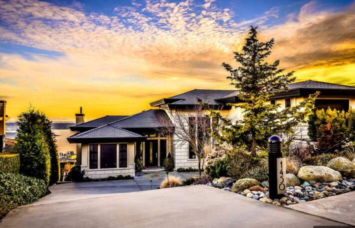 Villa 4445 Lamont St San Diego, CA 92109 Villa 4445 Lamont St San Diego, CA 92109